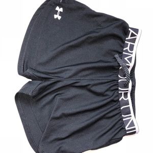 Under armor shorts! ✨